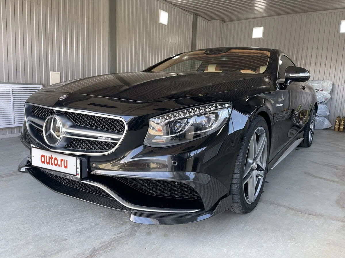 Mercedes-AMG S 63 спереди в день покупки