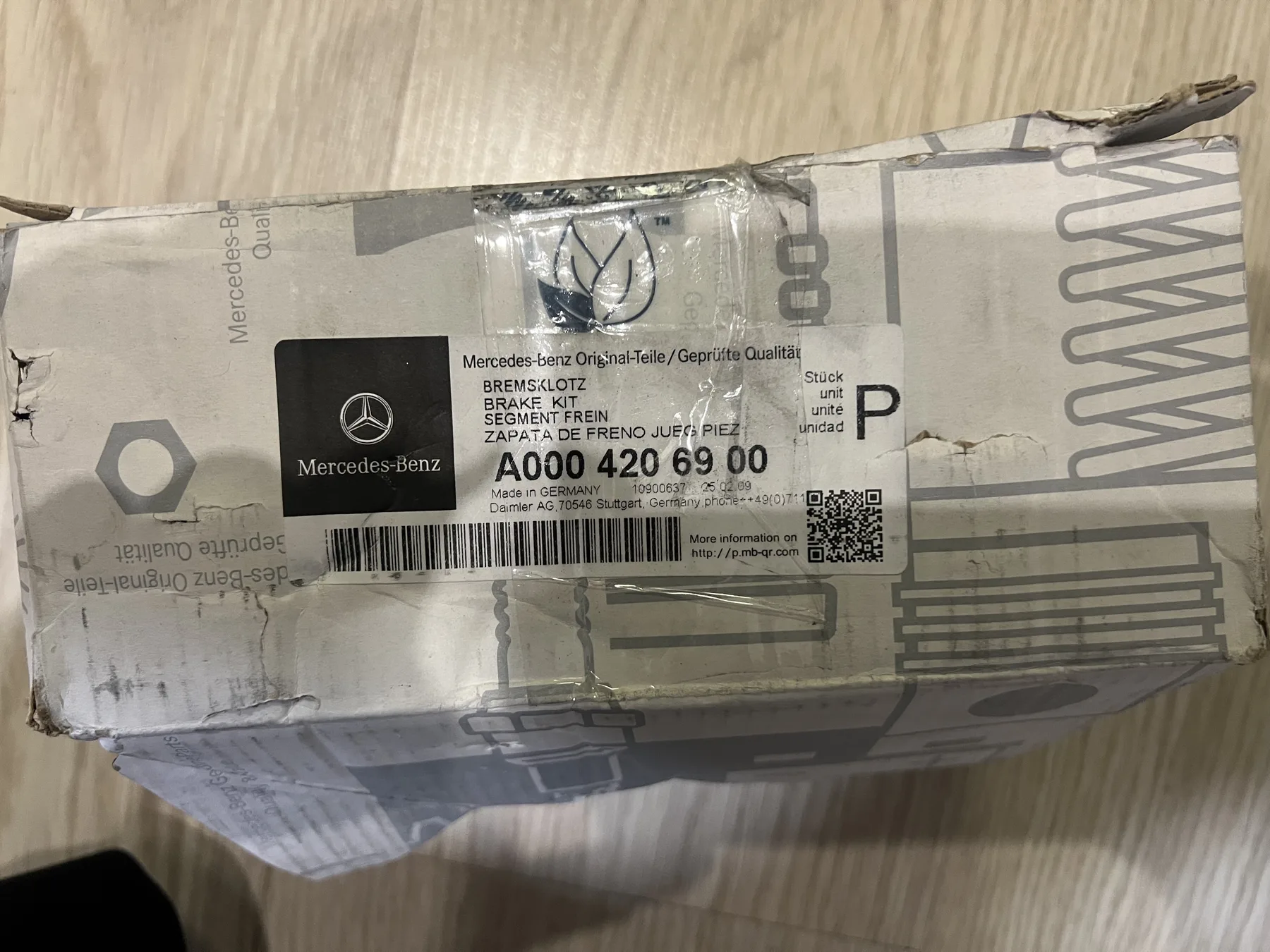 Коробка установленных передних колодок Mercedes-Benz A 000 420 69 00
